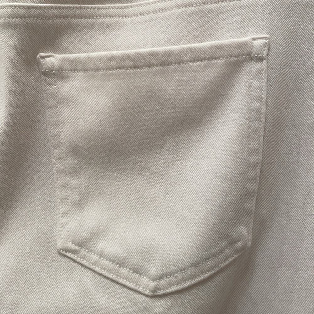 Time and Tru White Cropped Pants - Picture 5 of 9